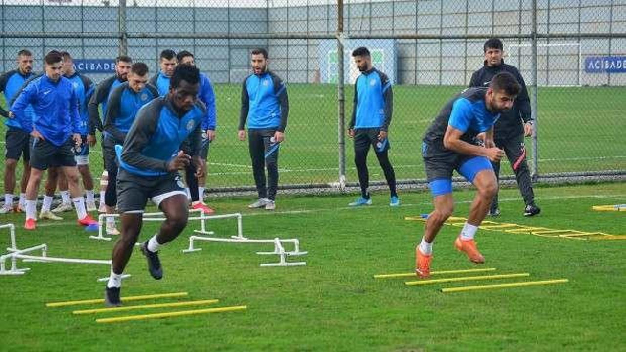 Çaykur Rizespor'da bir futbolcunun testi pozitif çıktı