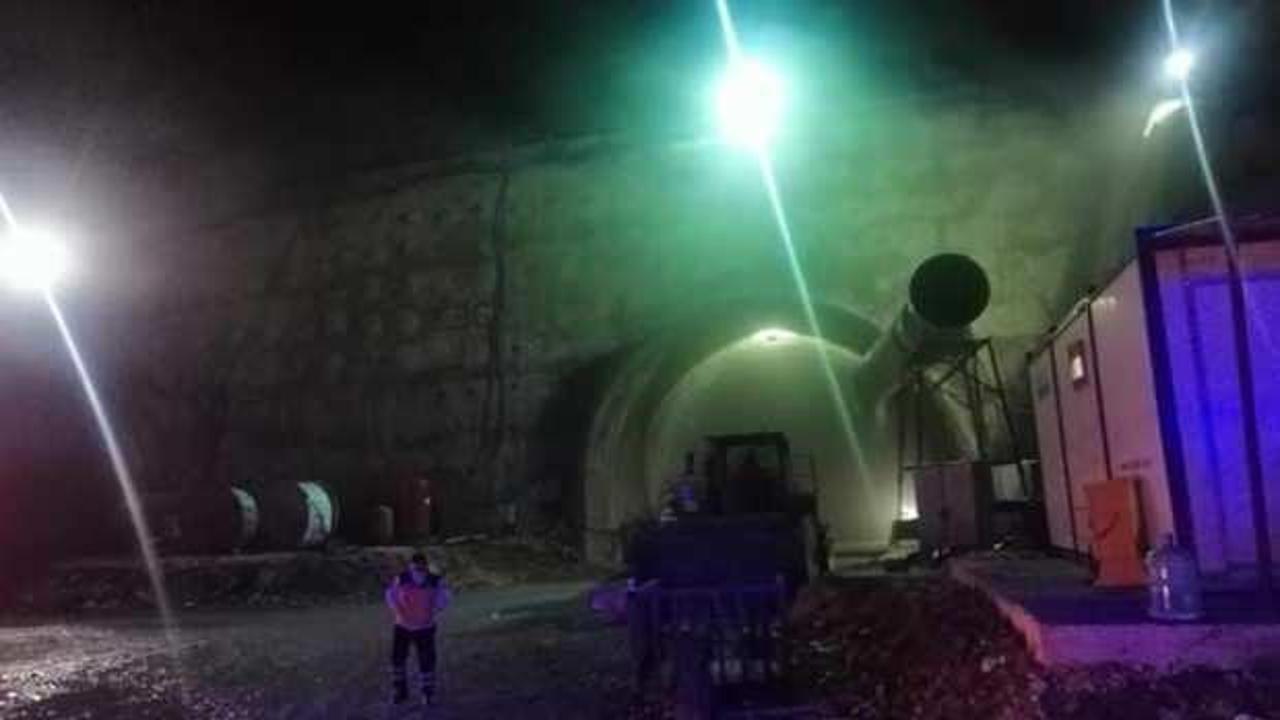 Mersin'de tünel inşaatında yangın! İşçiler hastaneye kaldırıldı