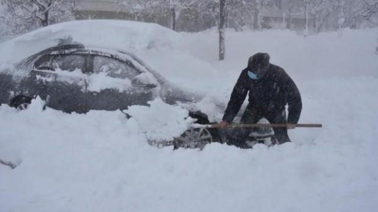 Bitlis’te kar kalınlığı 1 metreyi aştı, 165 köy yolu kapandı