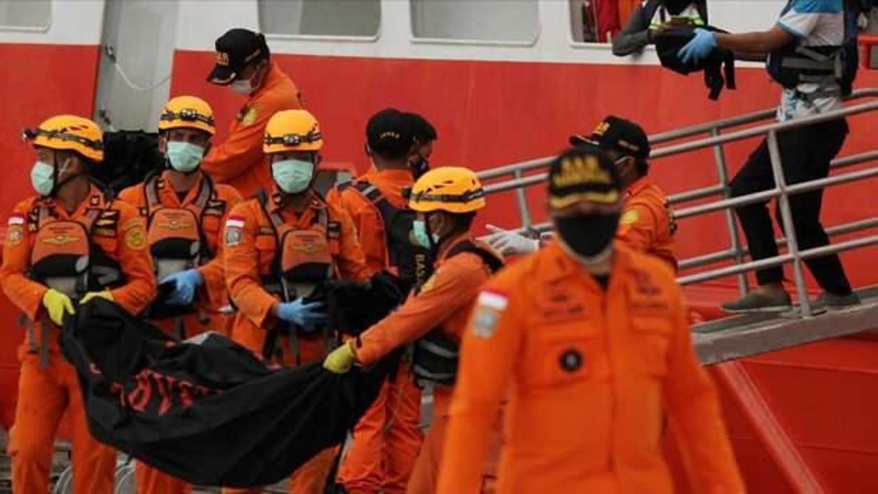 Endonezya'daki uçak kazasında ölenlerin yakınlarına 92 bin 660'ar dolar tazminat ödenecek