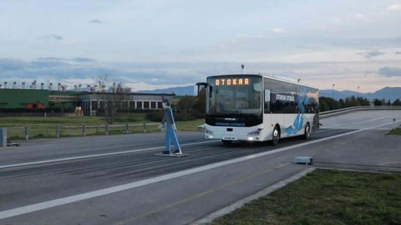 Türkiye'nin sürücüsüz otobüsü Otokar, testleri başarıyla geçti