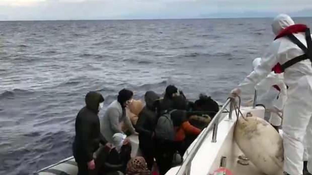 21 düzensiz göçmen kurtarıldı
