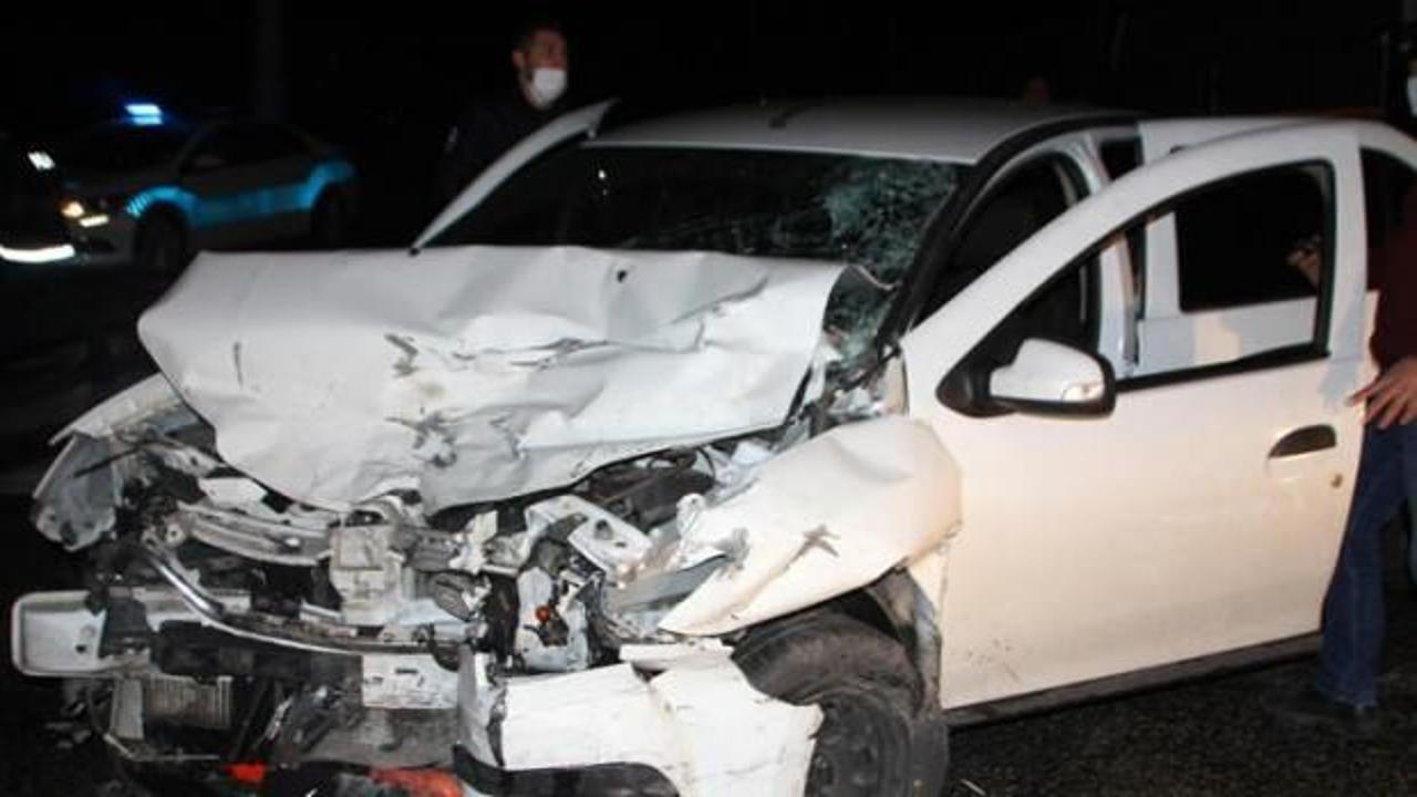 Antalya'da 3 aracın karıştığı kaza: 4 yaralı