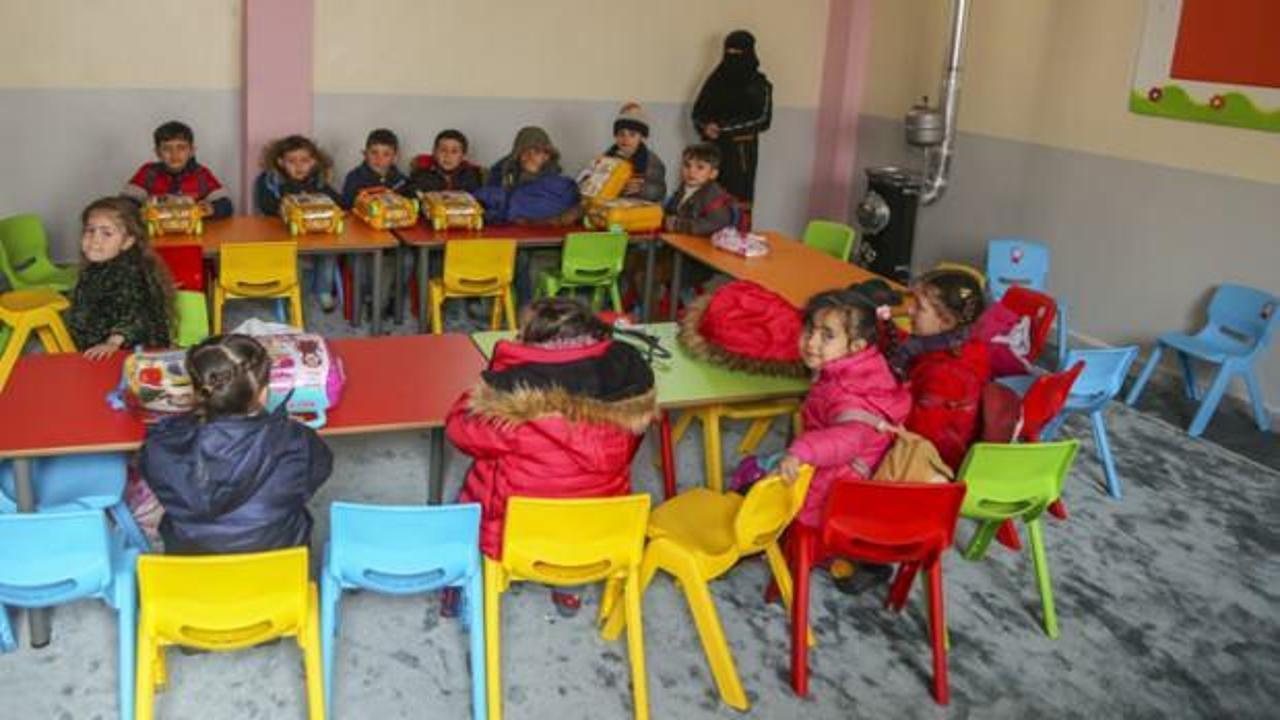 Diyanet Suriye'nin El Bab kentinde 4-6 yaş Kur'an kursu açtı