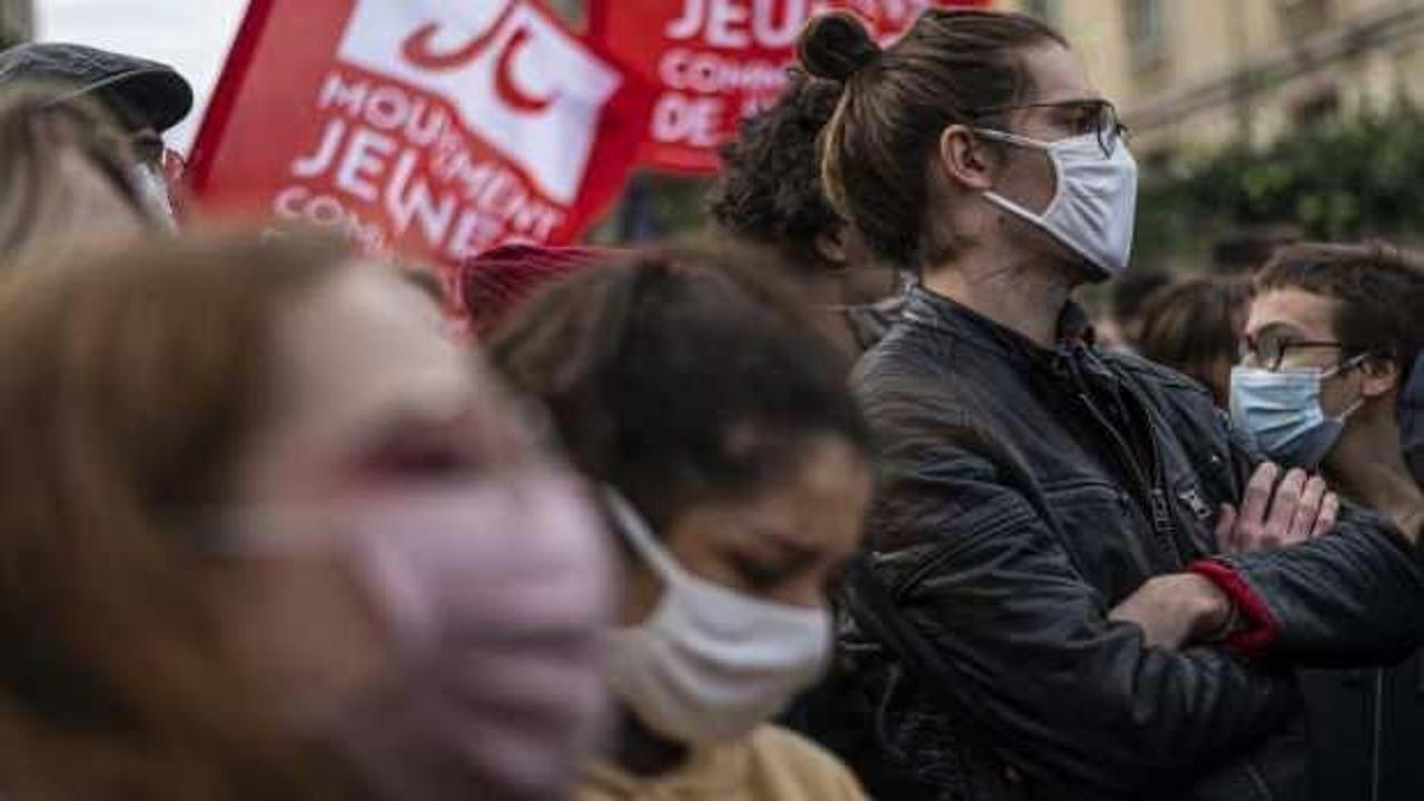 Fransa'da öğretmen ve okul hemşireleri grev başlattı