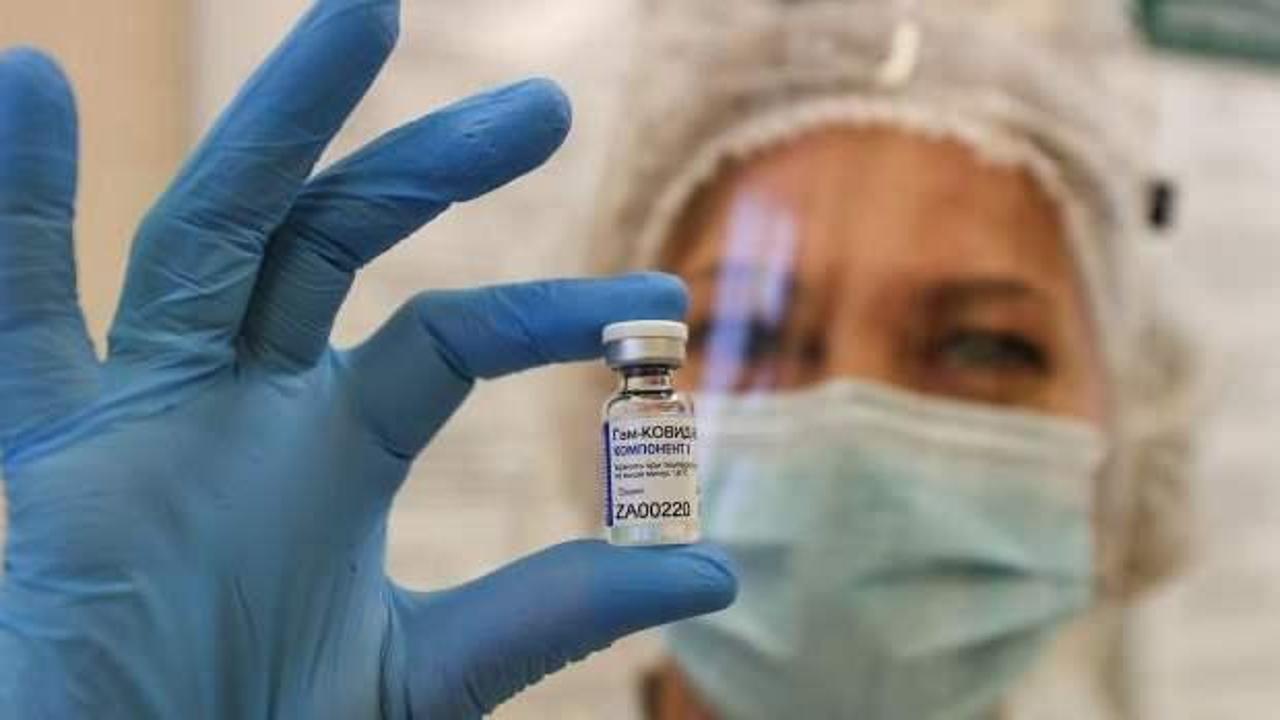 İran, Rusya'dan 2 milyon doz Sputnik V aşısı alacak
