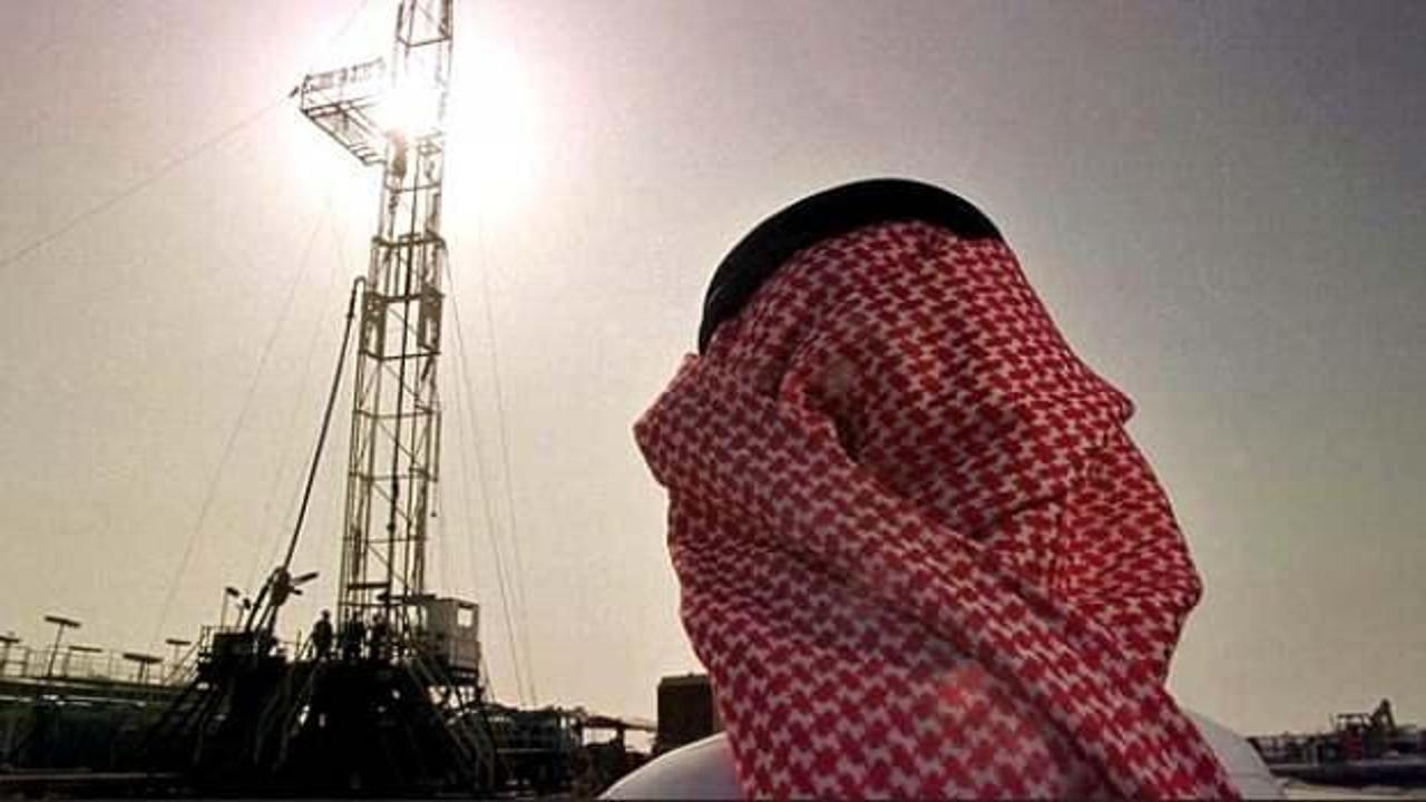 Suudi Arabistan ekonomiye yılda 40 milyar ABD doları pompalayacak