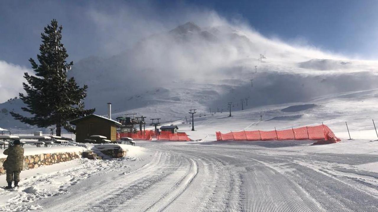 "Turizm başkenti"nde kayak sezonu açıldı