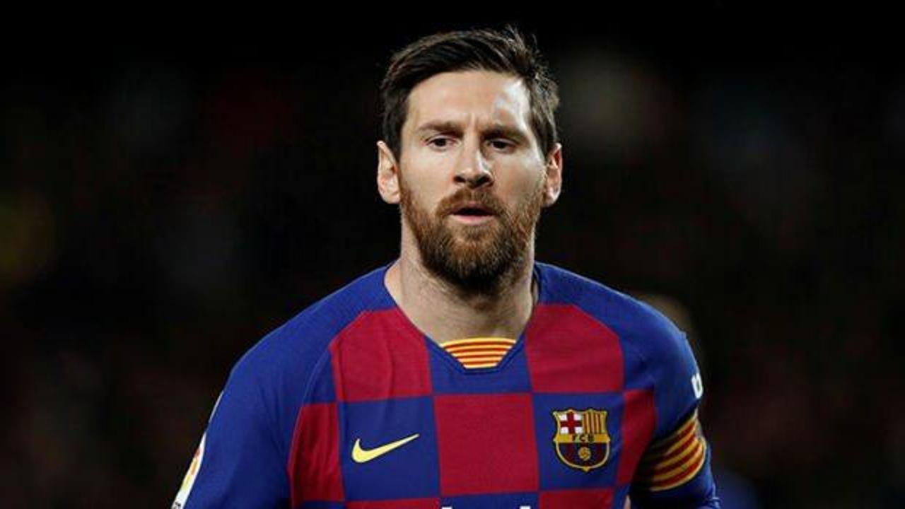 Barcelona Messi'ye 39 milyon avro ödeyecek