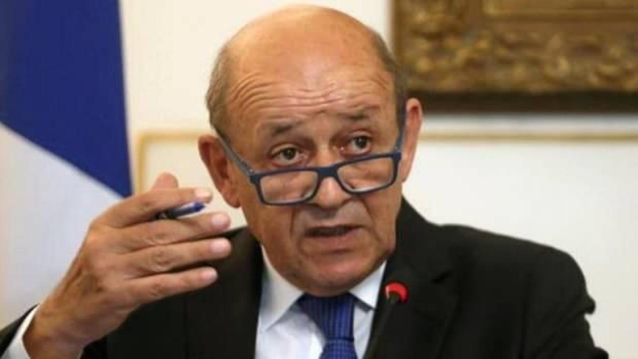 Fransa Dışişleri Bakanı Le Drian, Cezayir'e  zeytin dalı uzattı