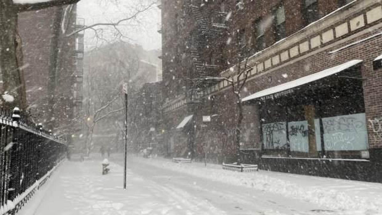 New York’ta kar fırtınası: Uçuşlar askıya alındı