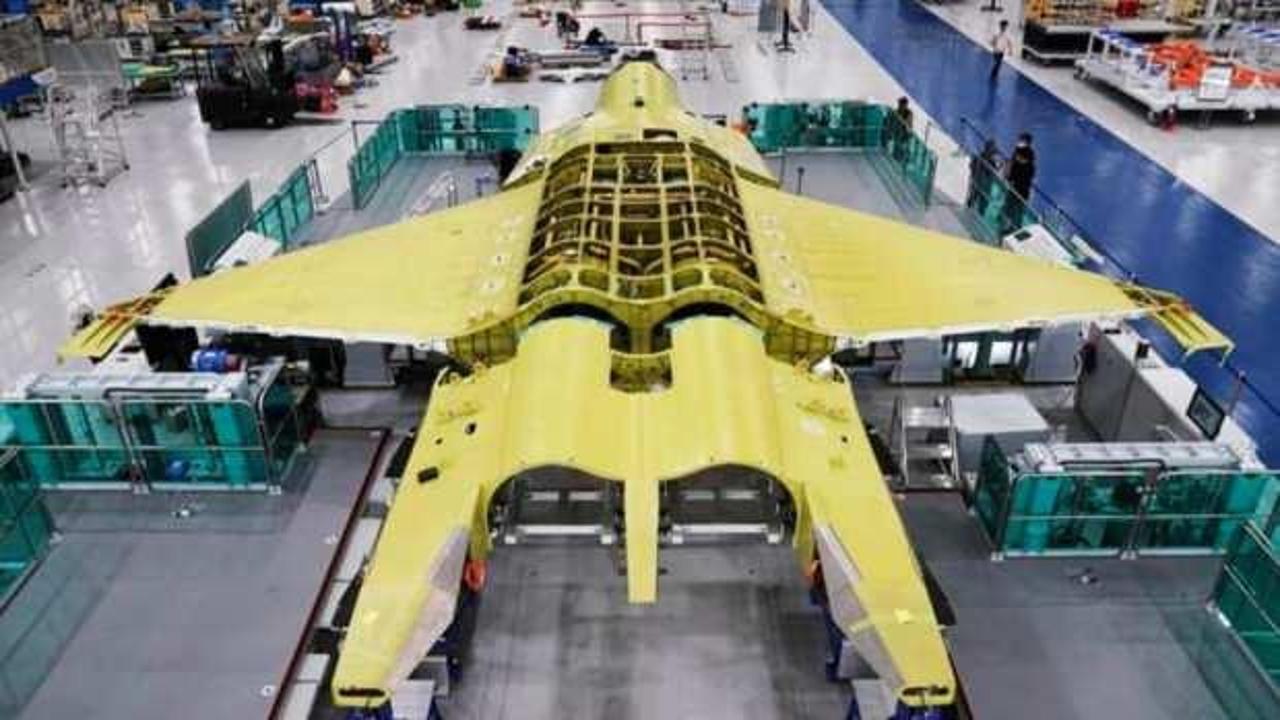 Güney Kore'nin yeni savaş uçağı ortaya çıktı