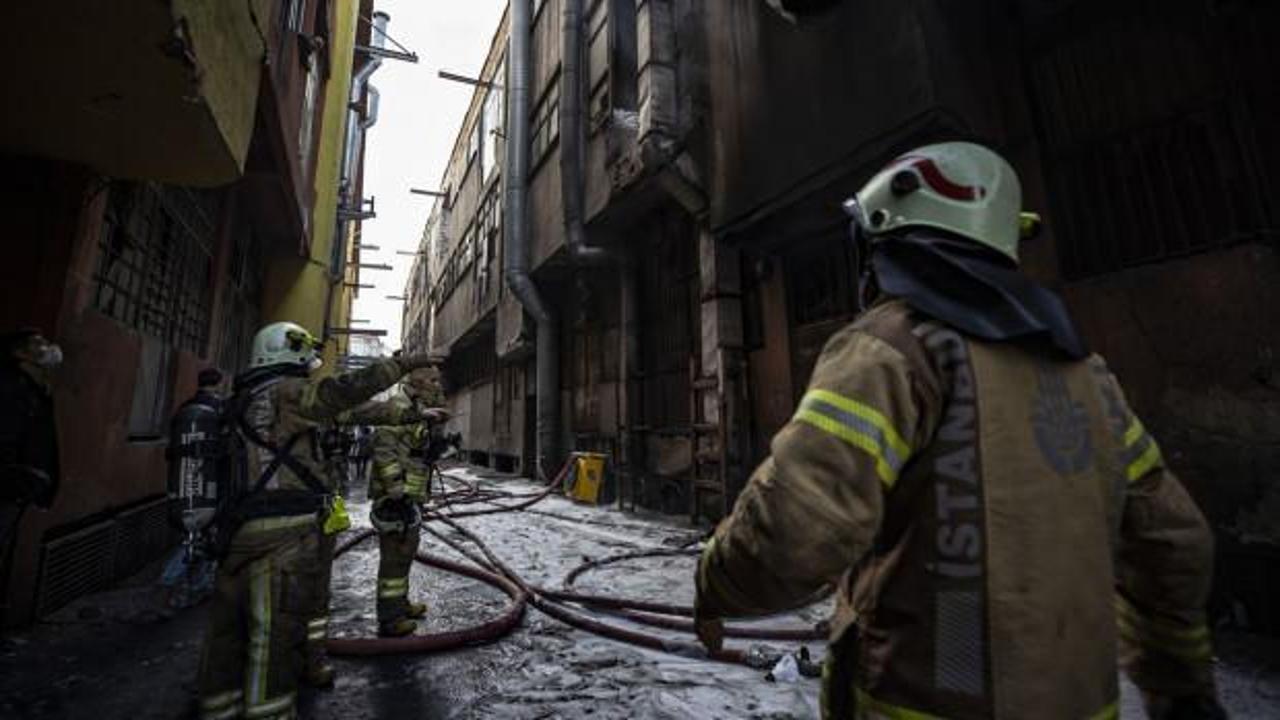 Bayrampaşa'da sanayi sitesinde yangın