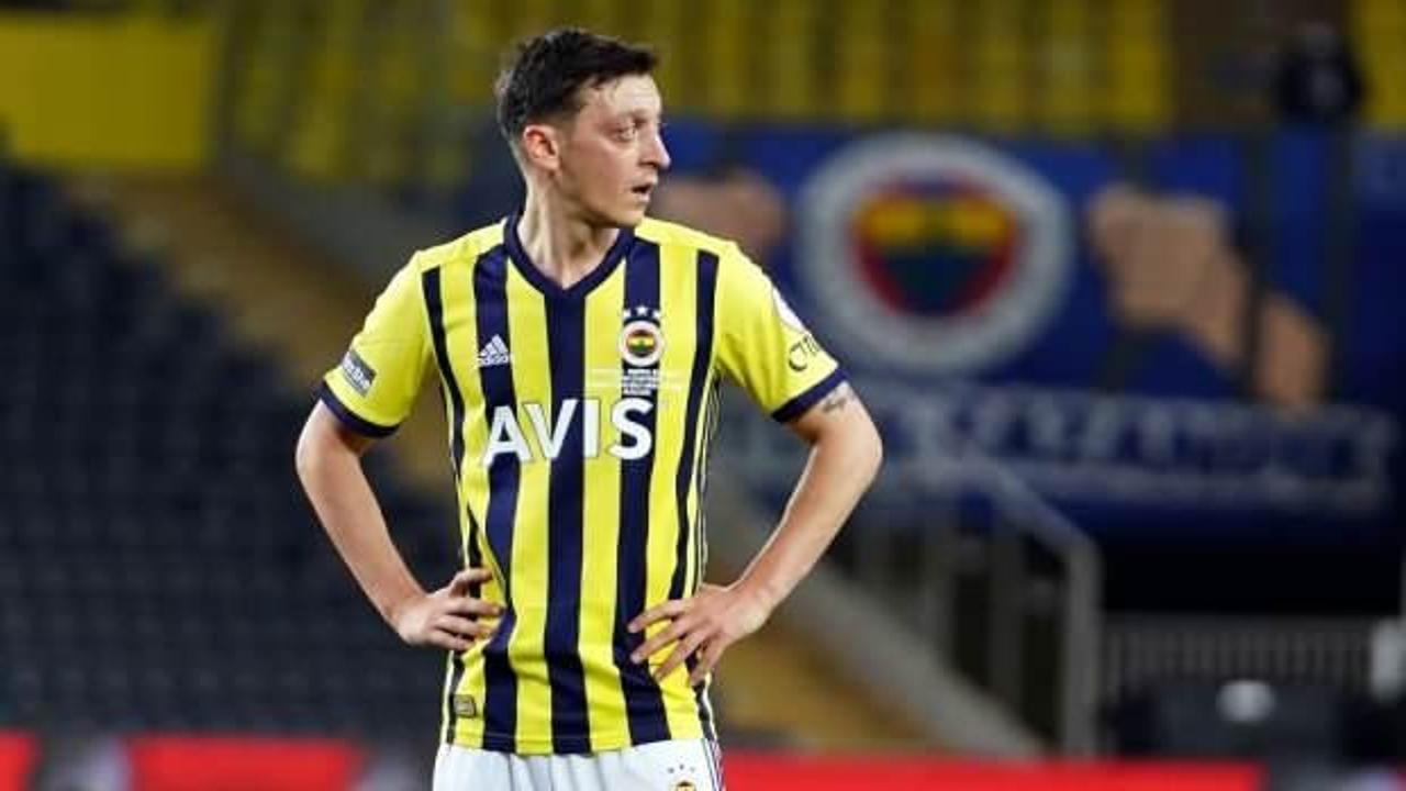 Fenerbahçe'de Mesut Özil ilk kez 11'de