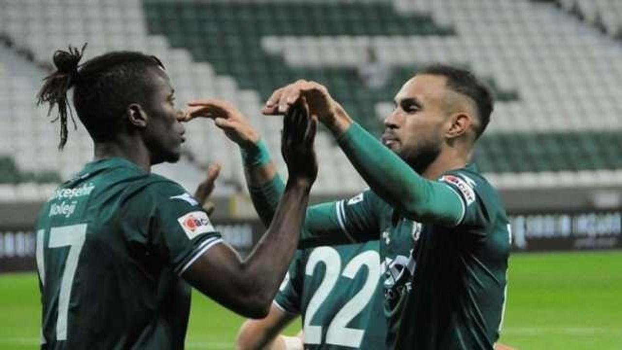 Giresunspor, Bursaspor'u devirip liderliğini s&uuml;rd&uuml;rd&uuml;!