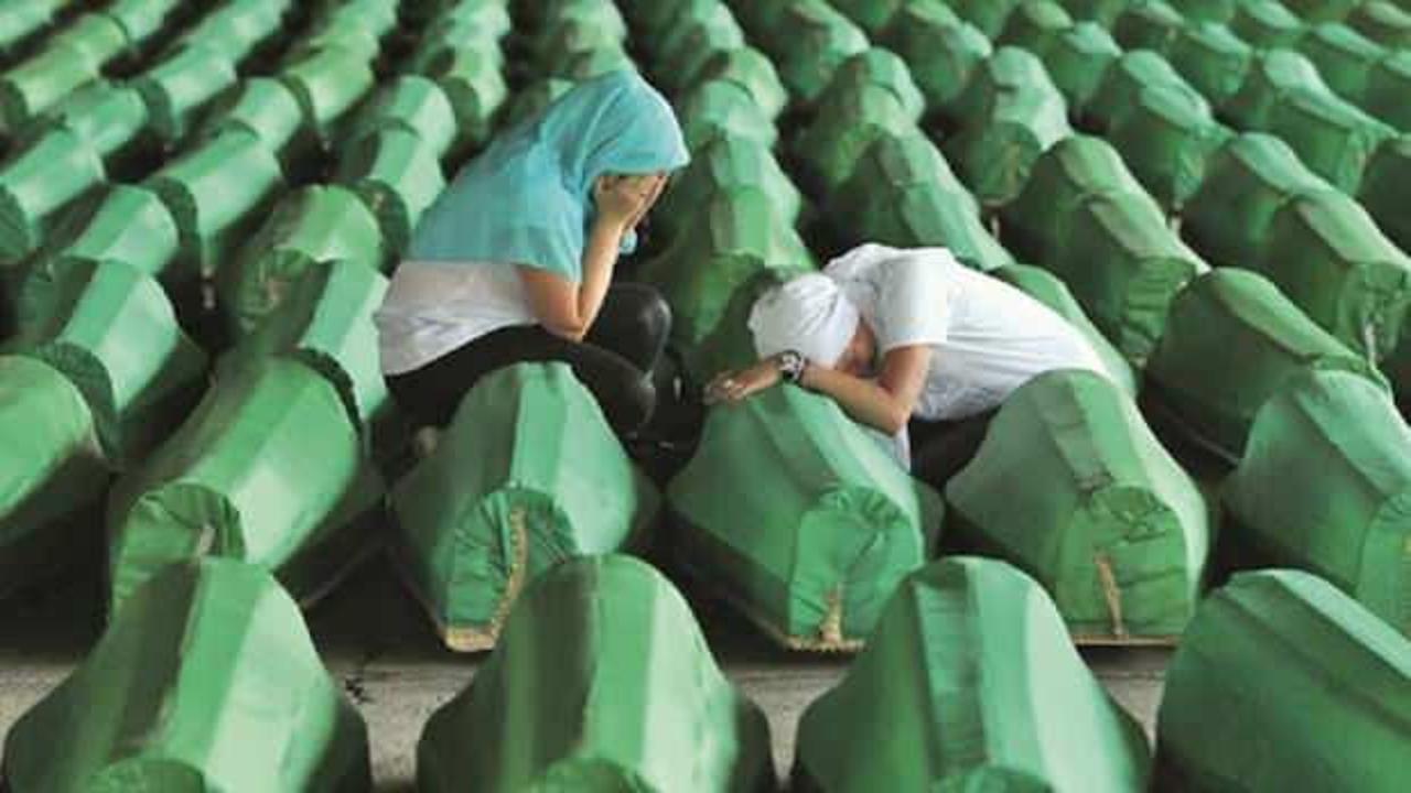 Hollanda hükümetinden Srebrenitsa'da görev yapmış askerlere ödül