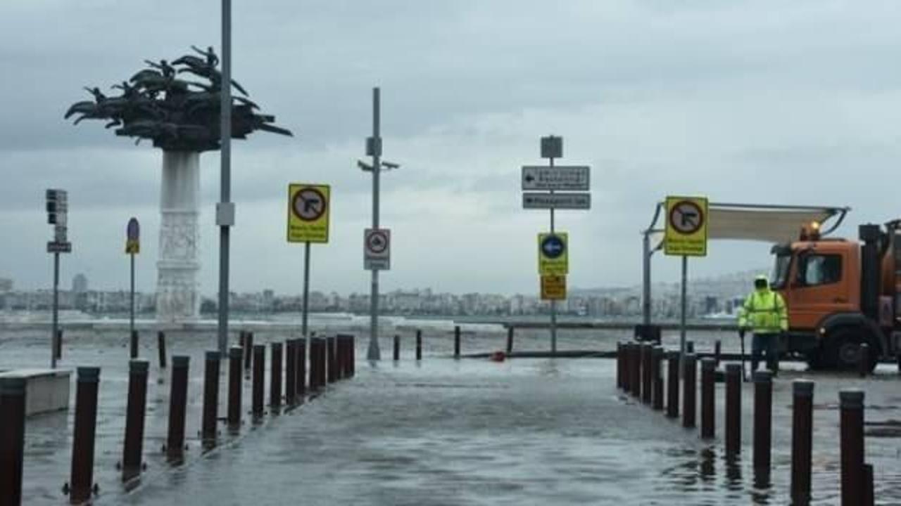 İzmir Valiliği uyardı: Dikkat! Kuvvetli yağmur bekleniyor