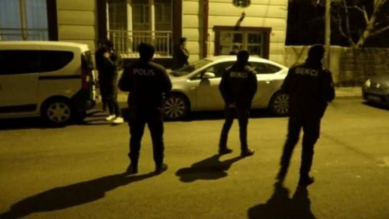 Kapıyı açamayınca hırsızdan şüphelendi