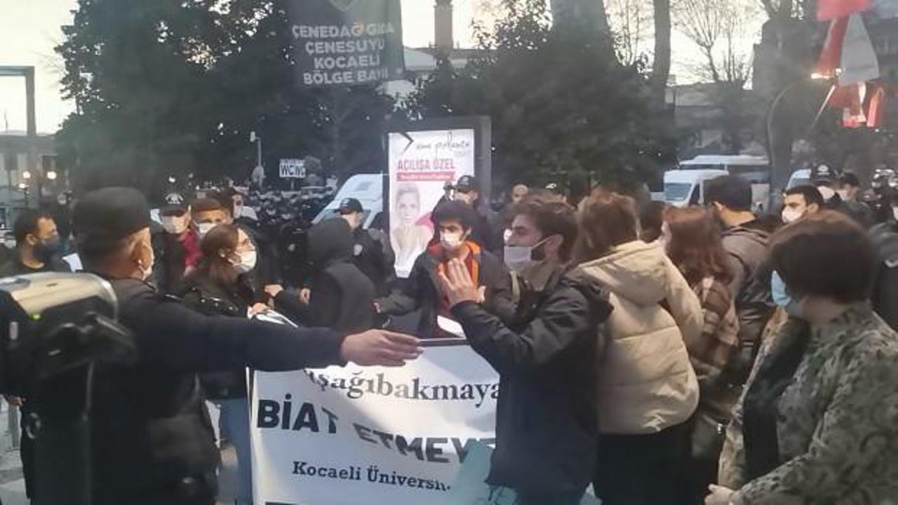 Kocaeli'de izinsiz Boğaziçi Üniversitesi protestoları: 17 gözaltı