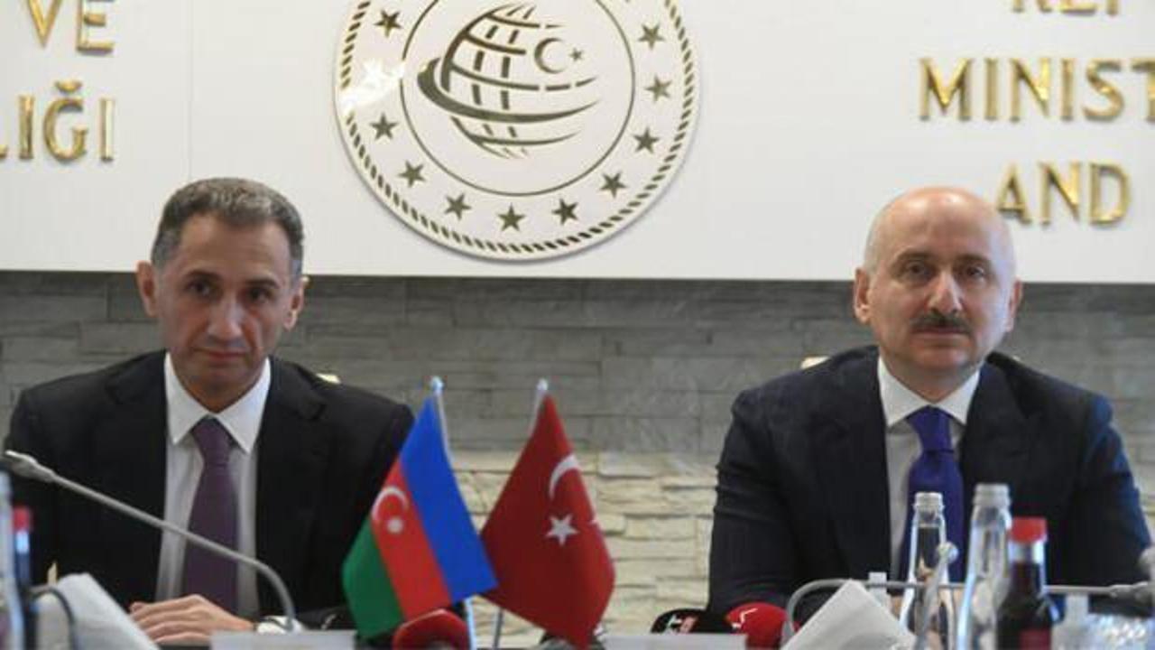 Bakan Karaismailoğlu, Azerbaycanlı mevkidaşı ile görüştü