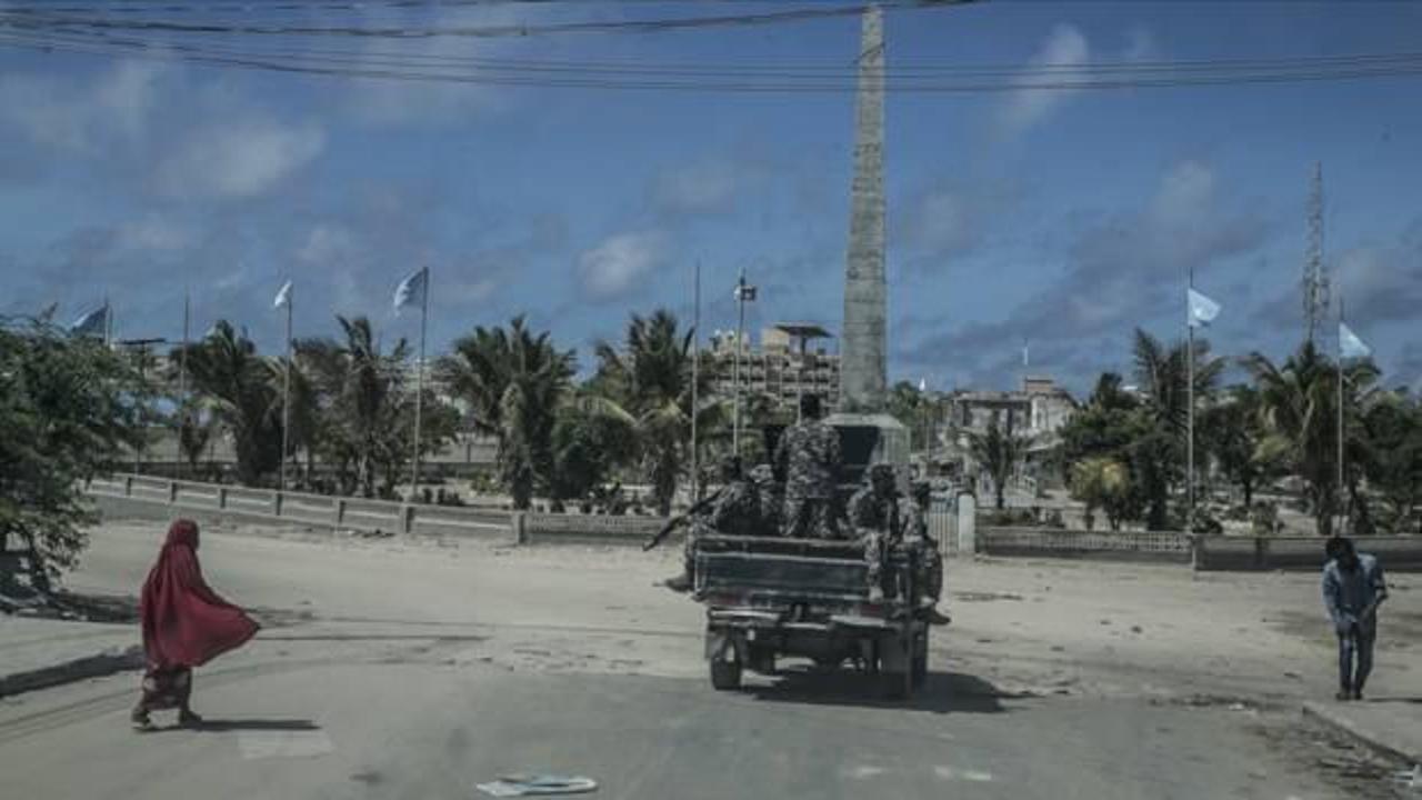 Somali'de cumhurbaşkanı adaylarının kaldığı otel çevresinde çatışma