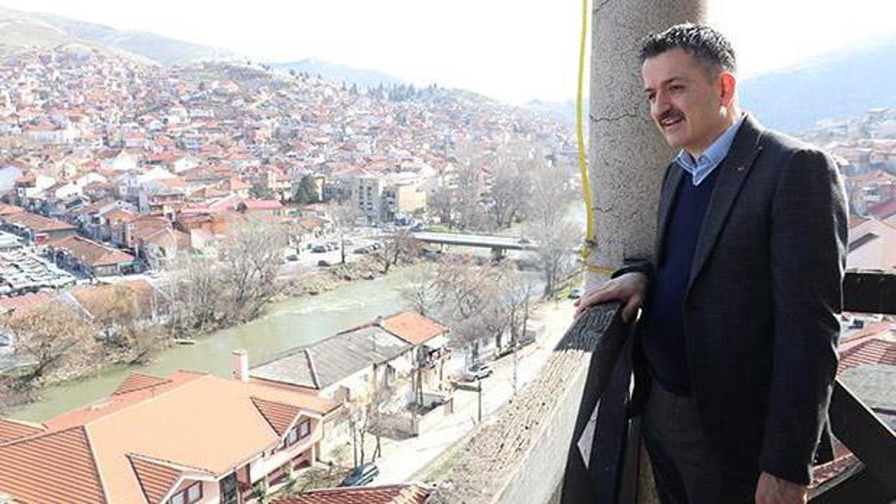 Bakan Pakdemirli, Kuzey Makedonya'daki Köprülü şehrini ziyaret etti