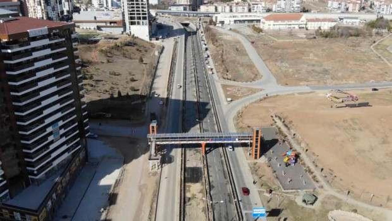 Çalışma 20 saat sürdü: Ankara-Kayseri kara yolu ulaşıma açıldı