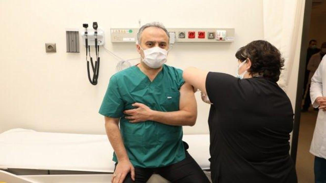 Bursa Büyükşehir Belediye Başkanı Aktaş, Covid 19 aşısı oldu
