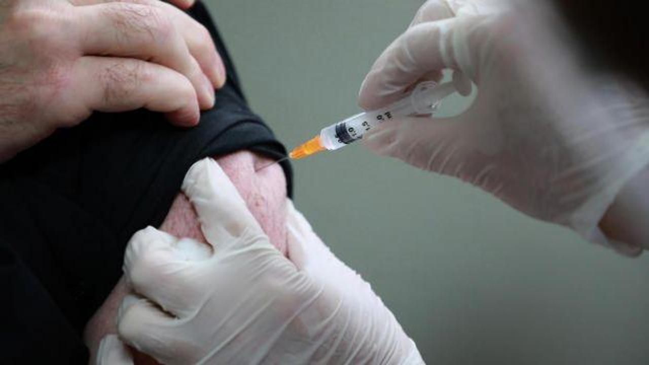 Hindistan’da iki doz aşı olan sağlık çalışanı, koronavirüse yakalandı!