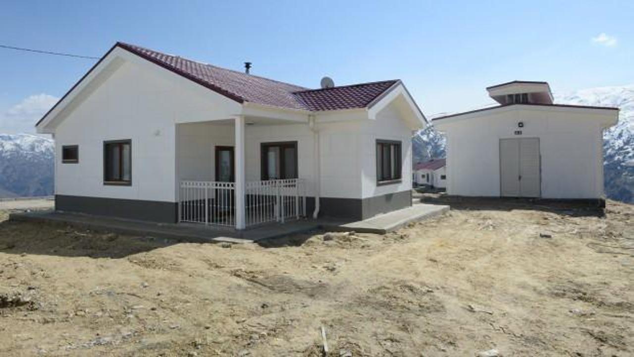 Malatya'da depremzedelere villa konforunda köy evi