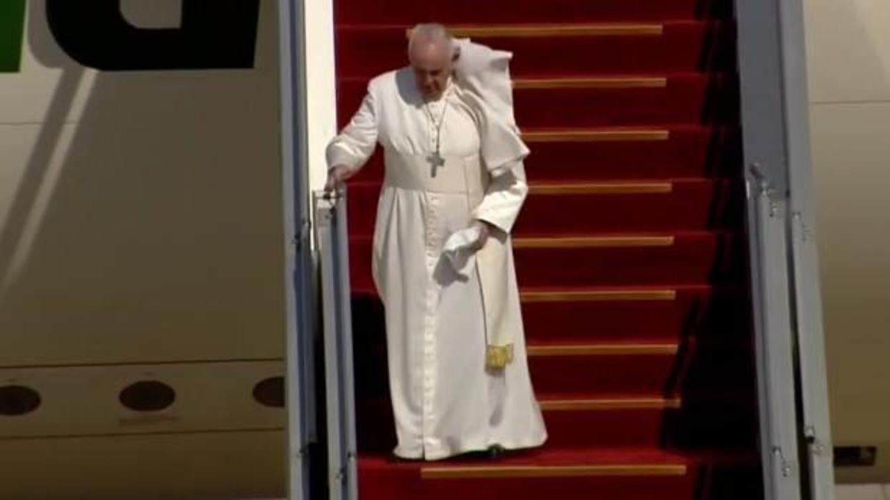 Tarihi ziyaret başladı! Papa Irak'ta