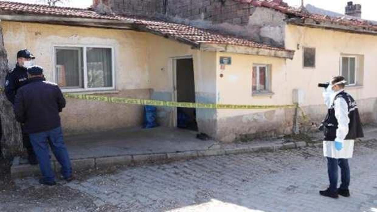 Yalnız yaşadığı evinde zehirlenerek, hayatını kaybetti