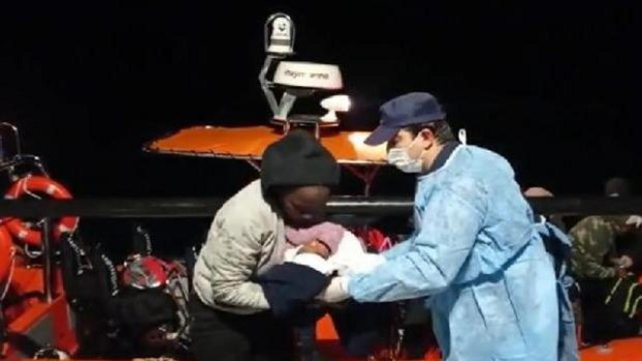 Botları su alınca Çıplak Ada'ya çıkan 27 kaçak göçmen kurtarıldı