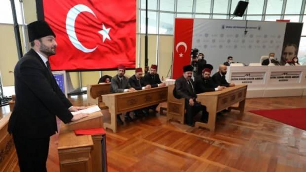 Bursa Büyükşehir Belediye Meclisi'nde İstiklal Marşı'nın kabulü canlandırıldı