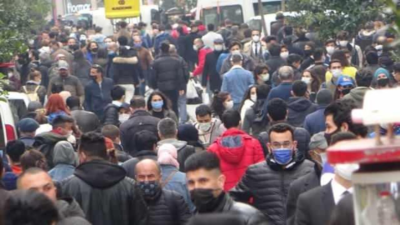 Tedbirler hiçe sayıldı: İstiklal Caddesi kapatıldı