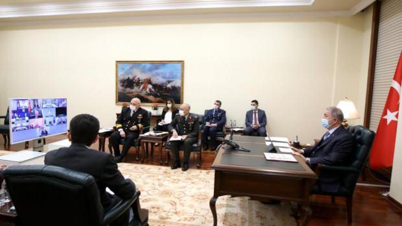 Bakan Akar NATO'nun Afganistan için gerçekleştirilen toplantısına katıldı