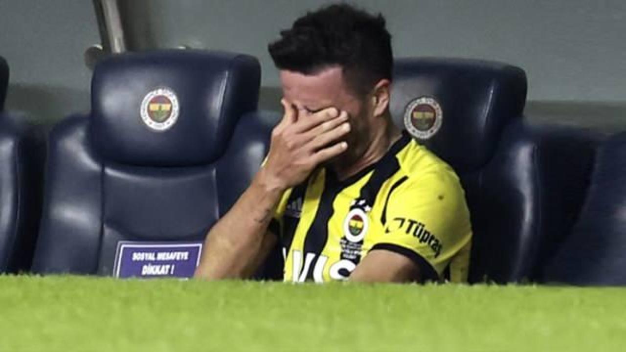 Fenerbahçe açıkladı! Gökhan Gönül'den kötü haber