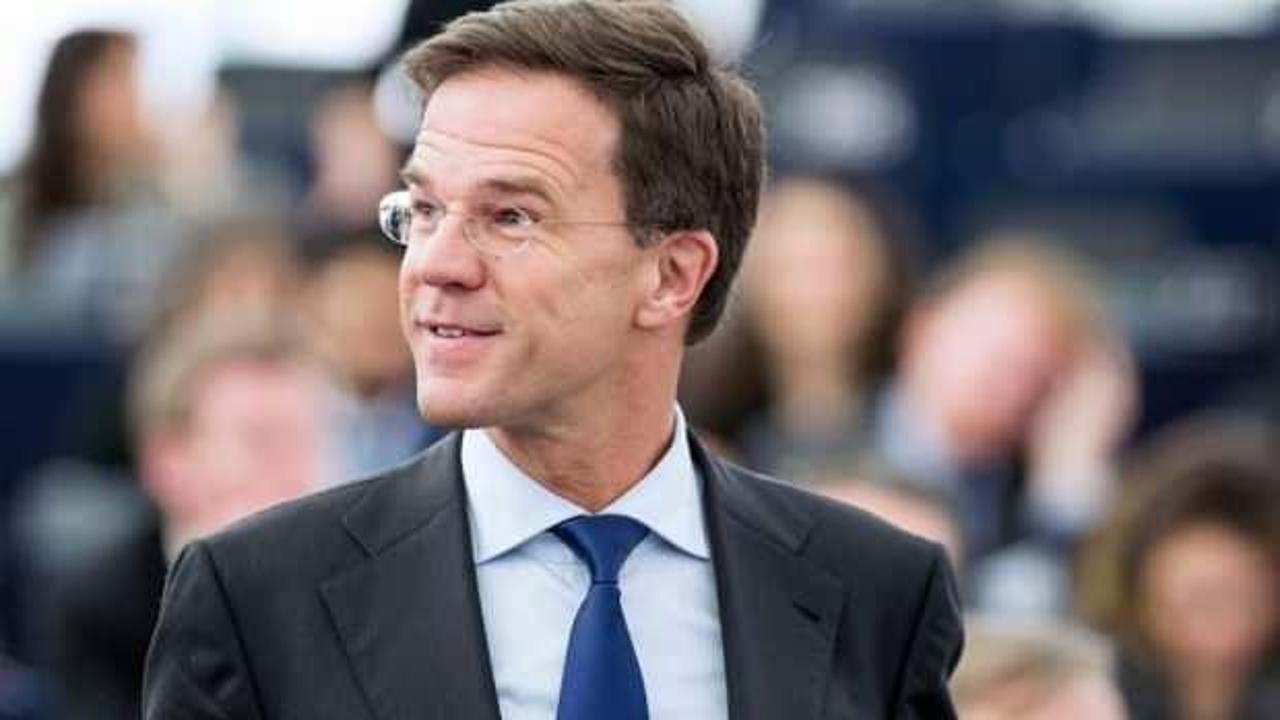 Hollanda'da genel seçimi Başbakan Rutte kazandı