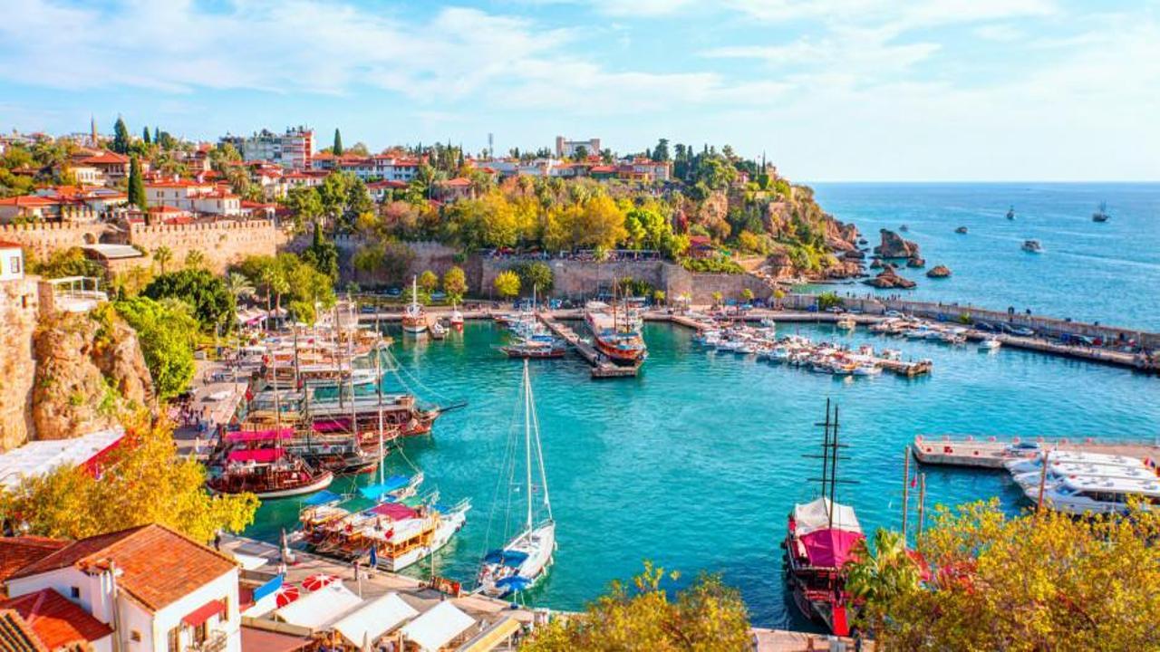 Türkiye'nin pandemi tedbirleri turizm rezervasyonlarını artırıyor