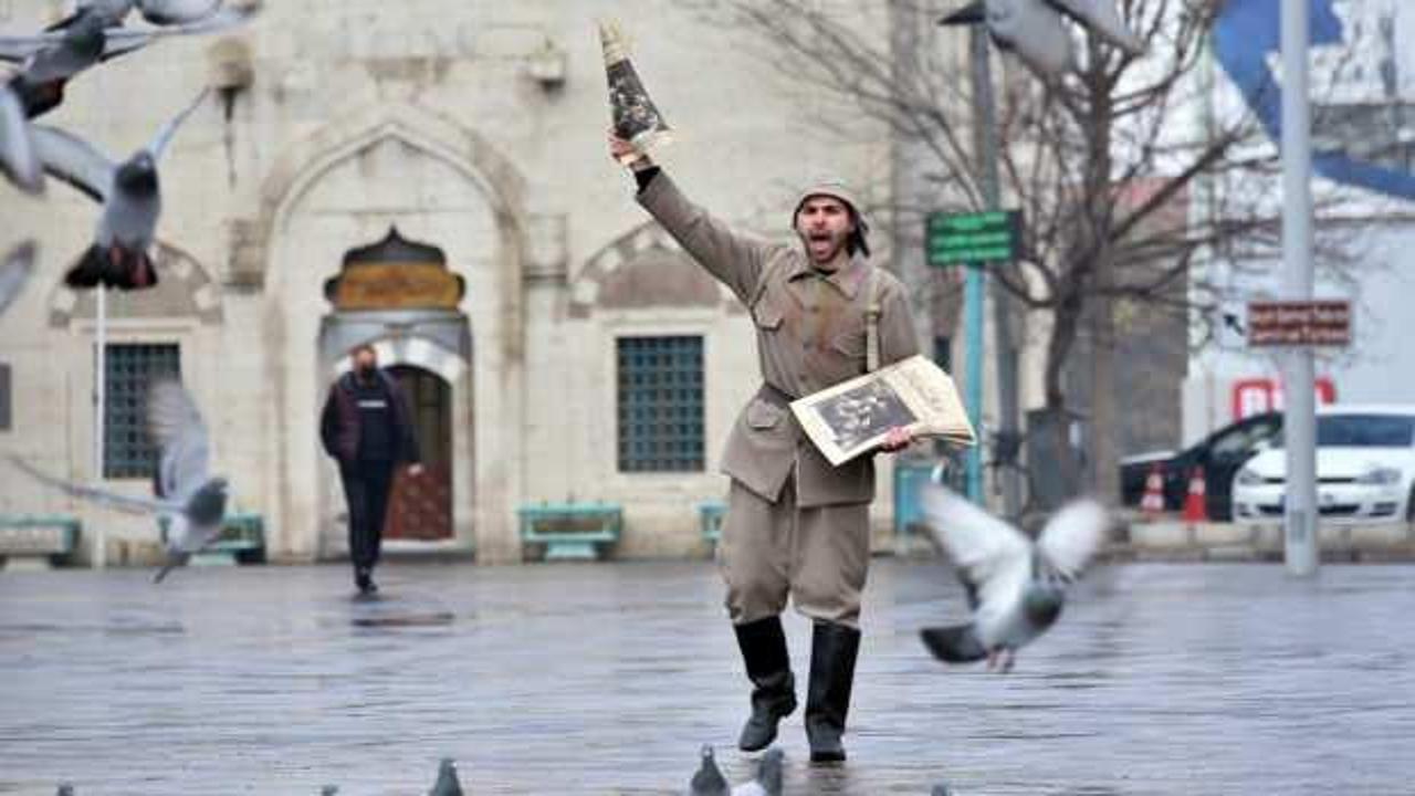 Vatandaşlara, "Konya Harp Mecmuası" adlı temsili gazete dağıtıldı