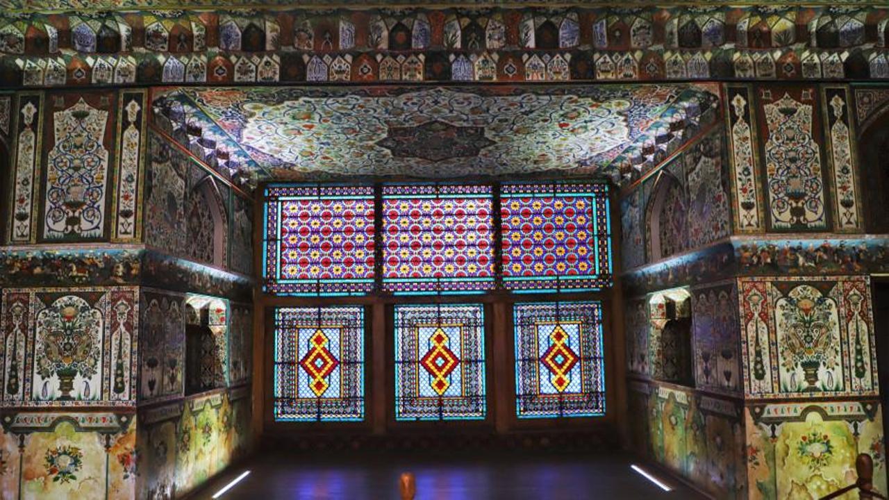 600 yıllık çınarların gölgesinde bir mimari harikası: Şeki Han Sarayı