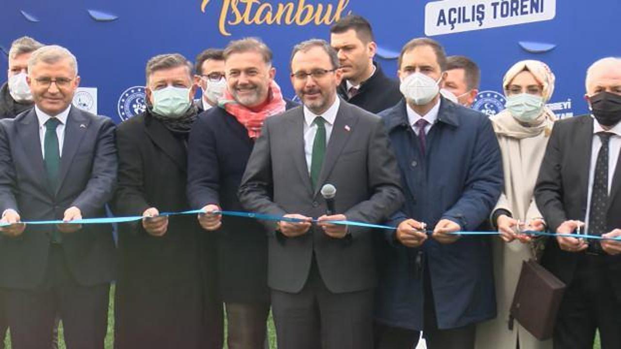 Bakan Kasapoğlu, yenilenen Beylerbeyi Stadı'nı açtı