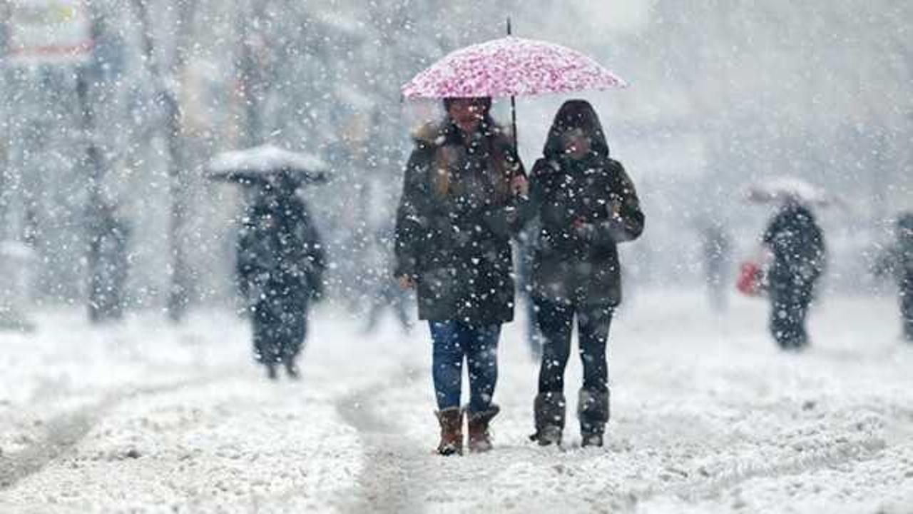 İstanbul'a kar geliyor! Meteoroloji'den peş peşe açıklamalar