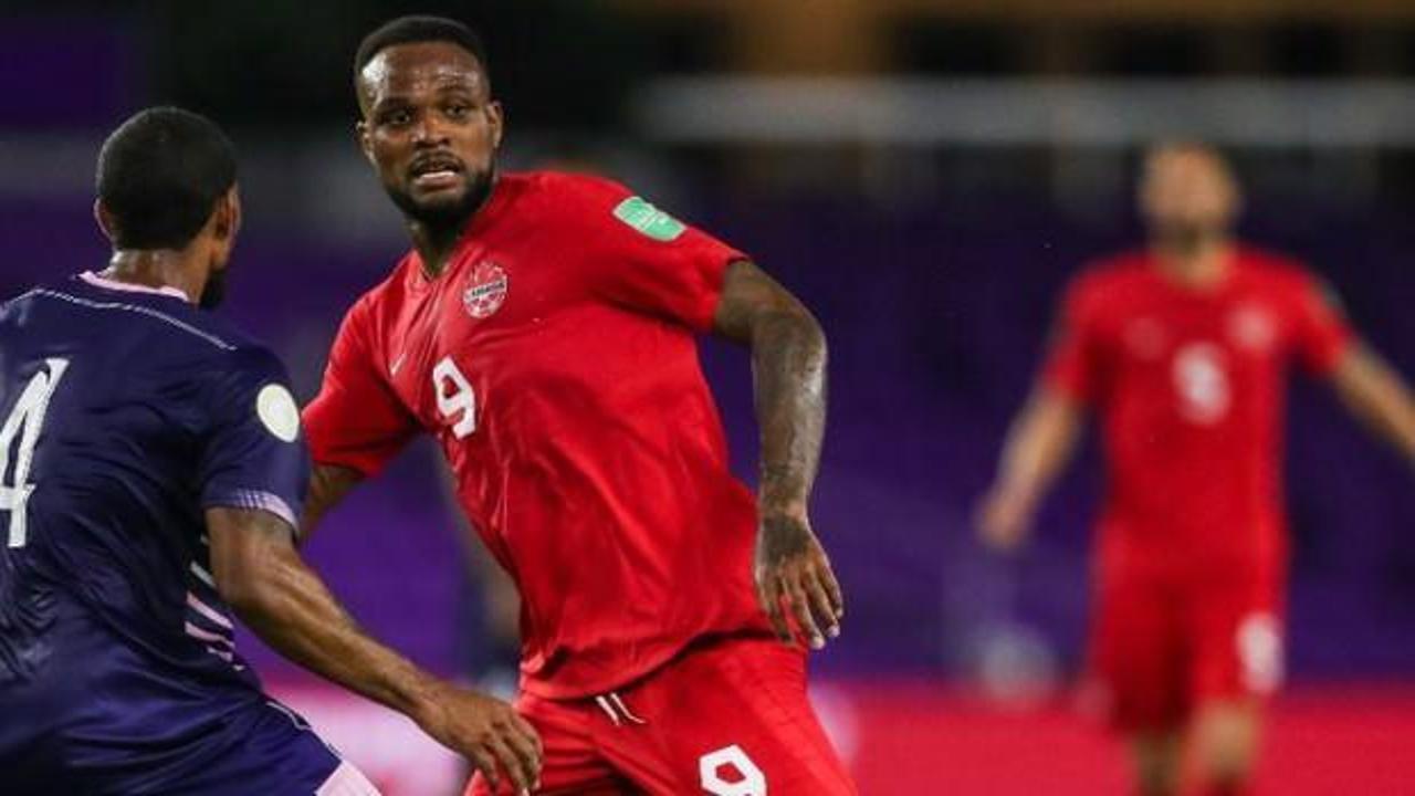 Larin hat-trick yaptı! Kanada farklı kazandı