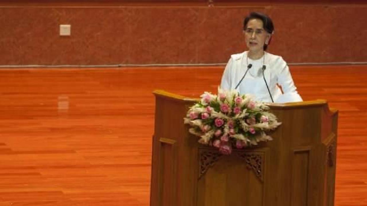 Myanmar'da devrik lider Suu Çii'nin gözaltı süresi uzatıldı