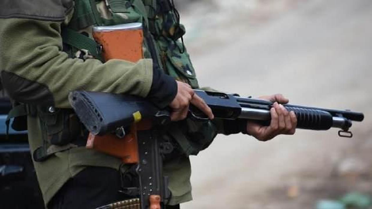 Cammu Keşmir'de BJP liderlerinden Enver Han'ın evine silahlı saldırı: 1 ölü