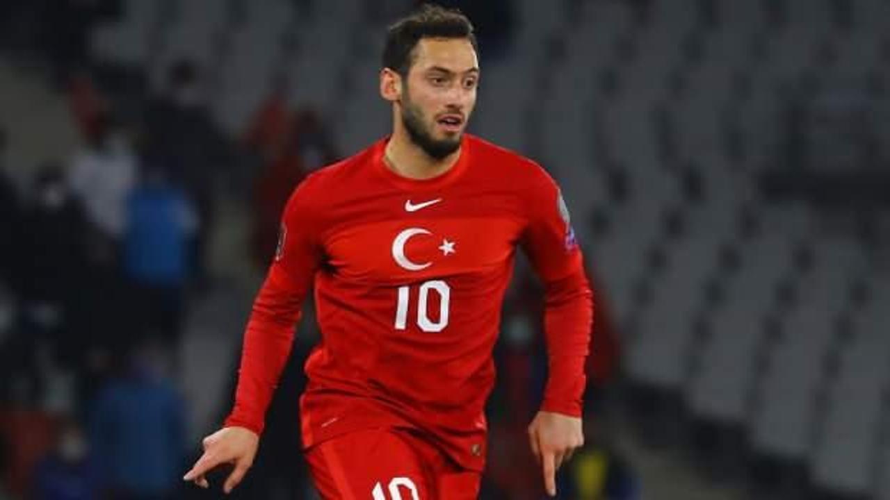 Juventus'un yeni hocası Alegri, Hakan Çalhanoğlu'nu istiyor