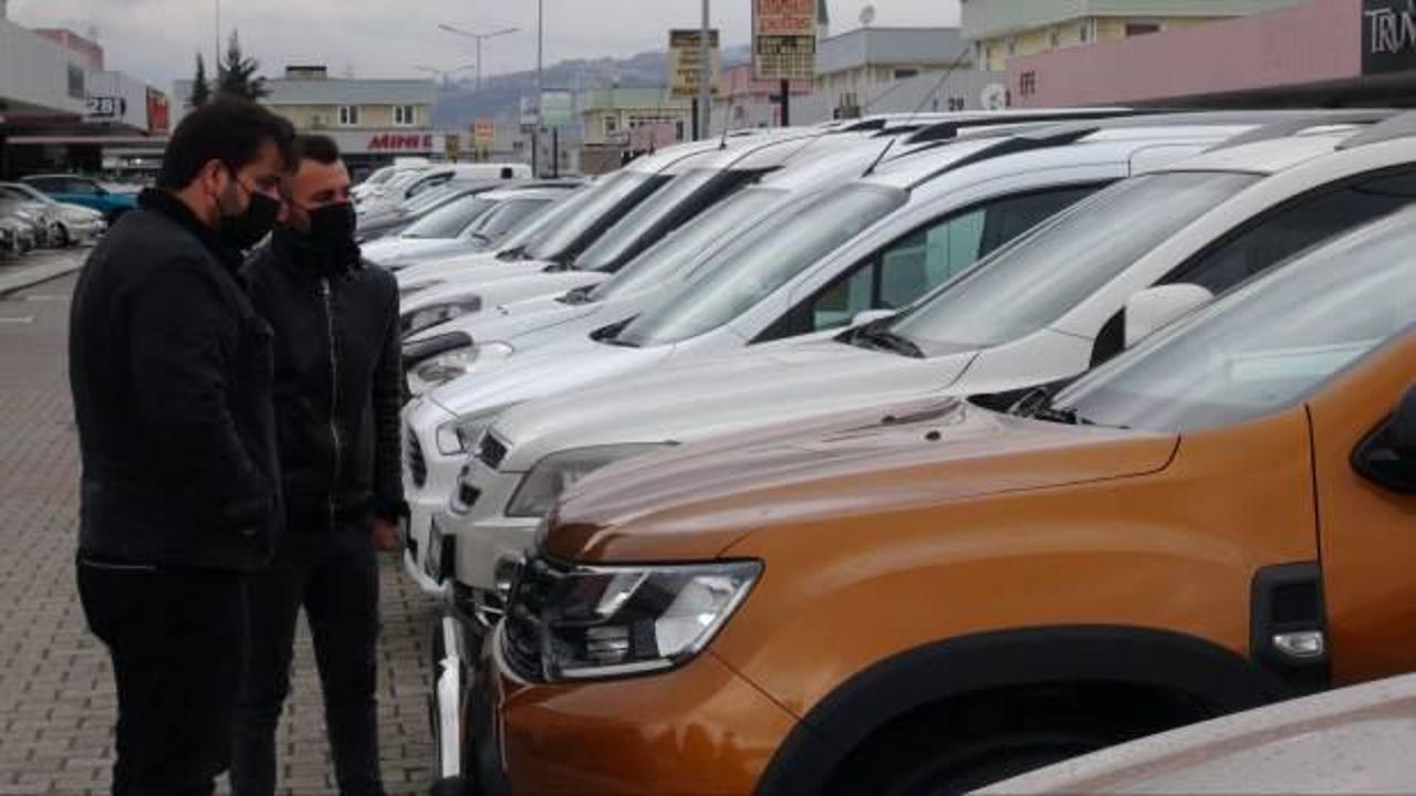 İkinci el otomobilde satışlar bı&ccedil;ak gibi kesildi