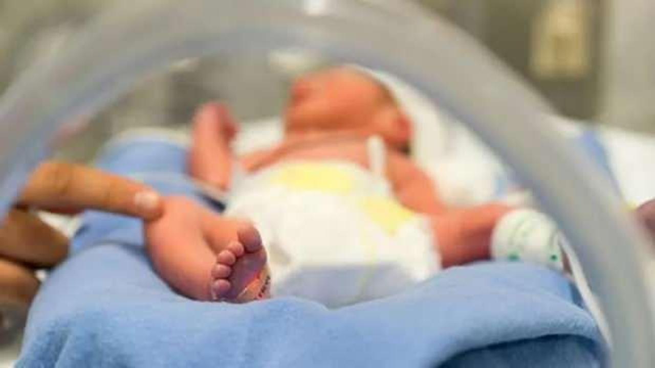 İspanya'da Kovid-19 antikorlarları taşıyan ilk bebek doğdu