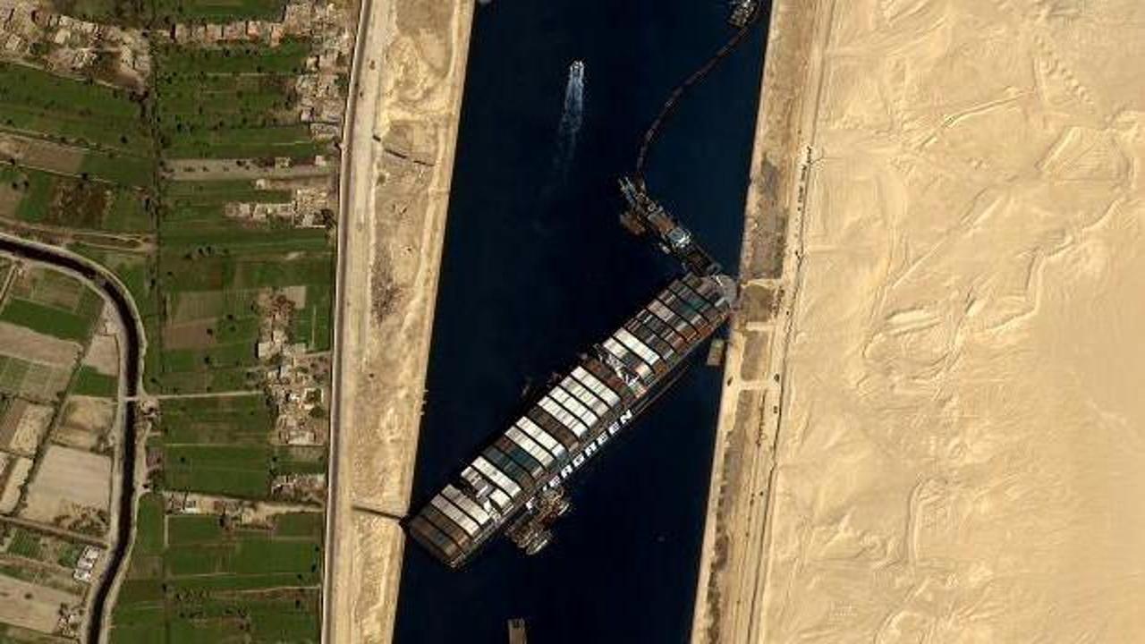 Süveyş Kanalı'ndaki kazaya ilişkin soruşturma başlatıldı